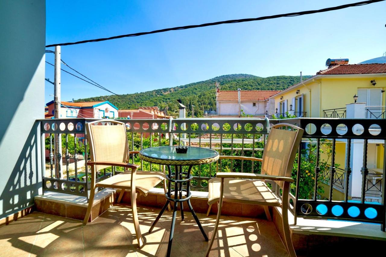 Villa Kirki Apartments Ajía Effimía Kültér fotó