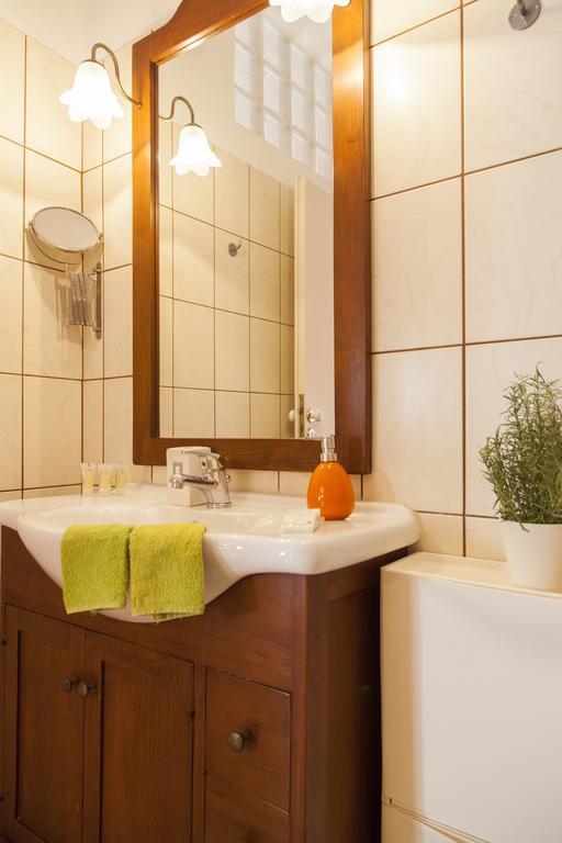 Villa Kirki Apartments Ajía Effimía Kültér fotó